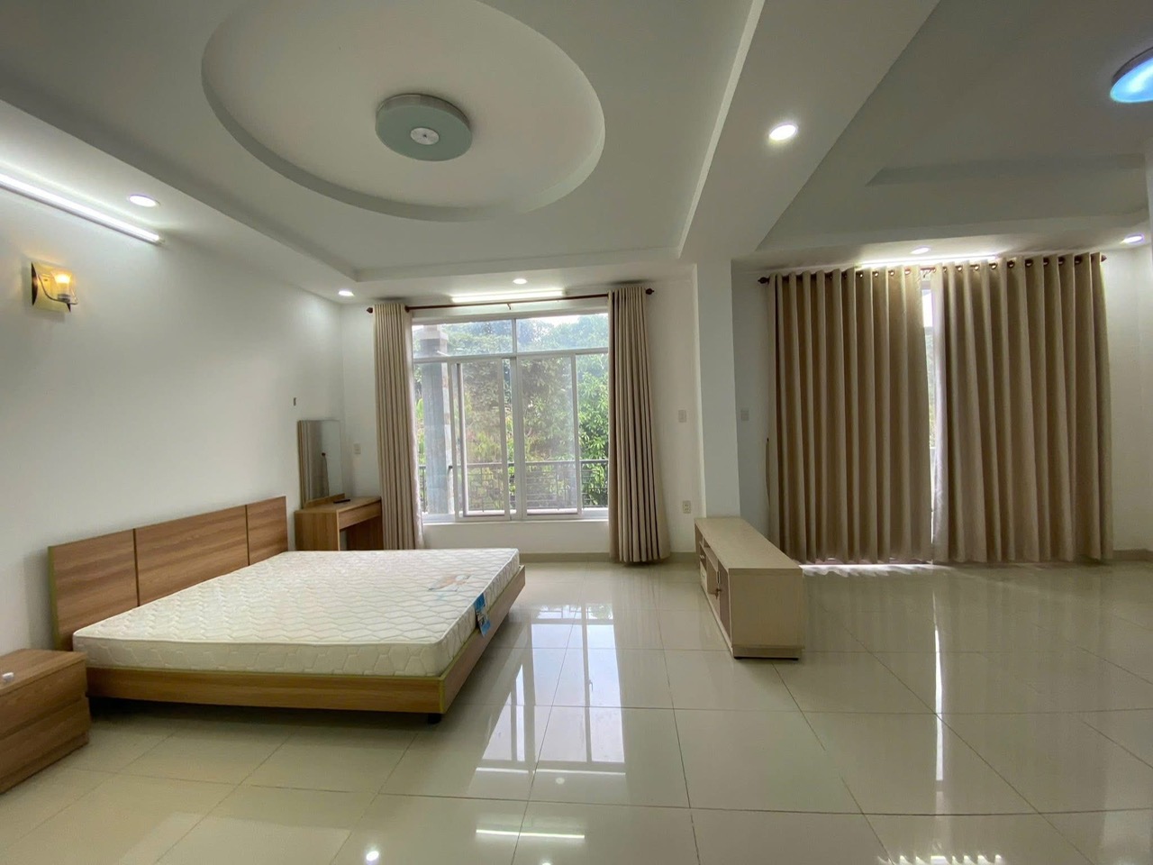 Cho Thuê Biệt Thự Nam Đô Phú Mỹ Hưng Hướng Đông Nam